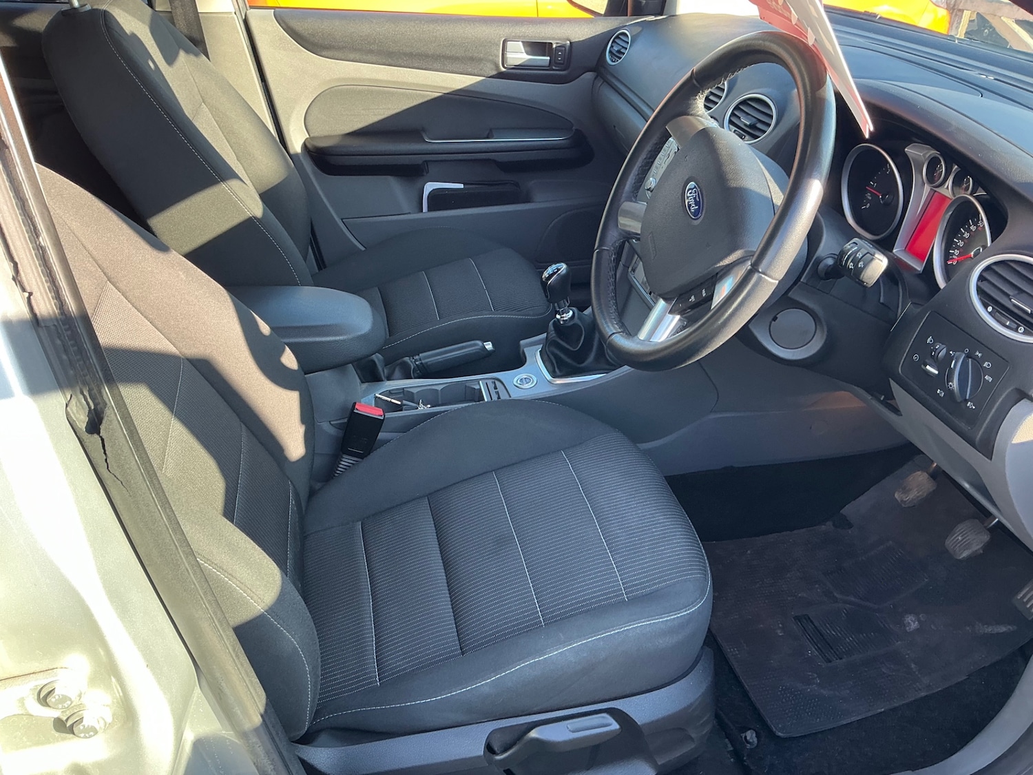 Used Ford Focus 2010 for sale - 78133643: Photo 11