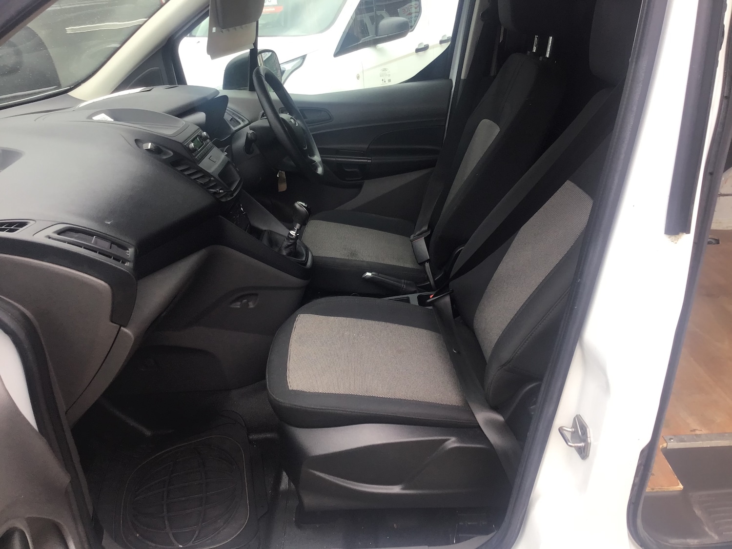 Used Ford Transit Connect 2020 for sale - 76018044: Photo 9