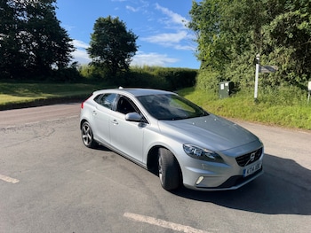 Used Volvo V40 2014 for sale - 78857640: Photo