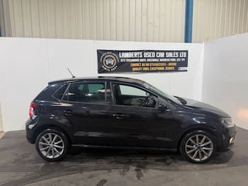 Used Volkswagen Polo 2015 for sale - 79656306: Photo