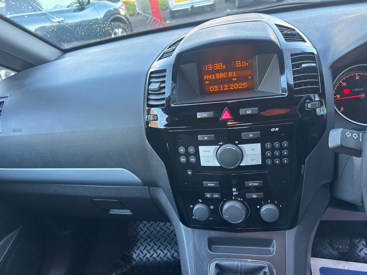 Used Vauxhall Zafira 2011 for sale - 76799600: Photo 23