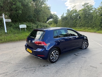 Used Volkswagen Golf 2019 for sale - 78852990: Photo