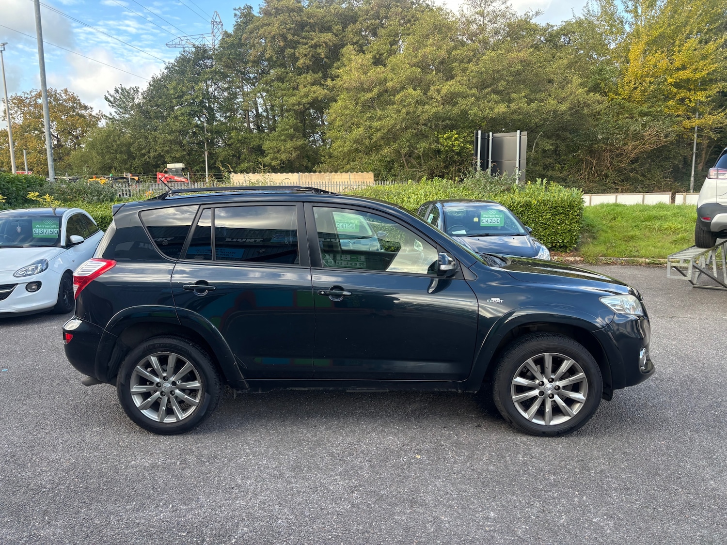 Used Toyota RAV4 2012 for sale - 76387433: Photo 3