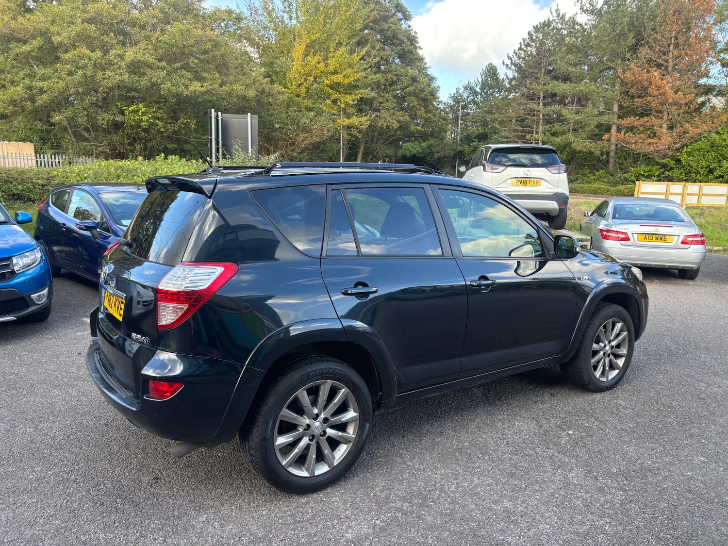 Used Toyota RAV4 2012 for sale - 76387433: Photo 4