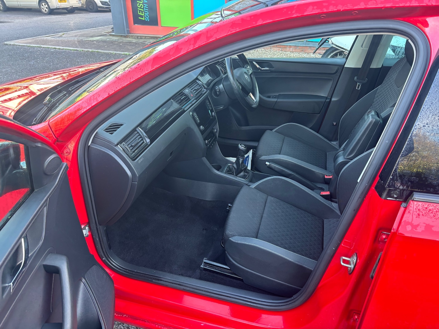 Used Skoda Rapid Spaceback 2016 for sale - 76652912: Photo 12