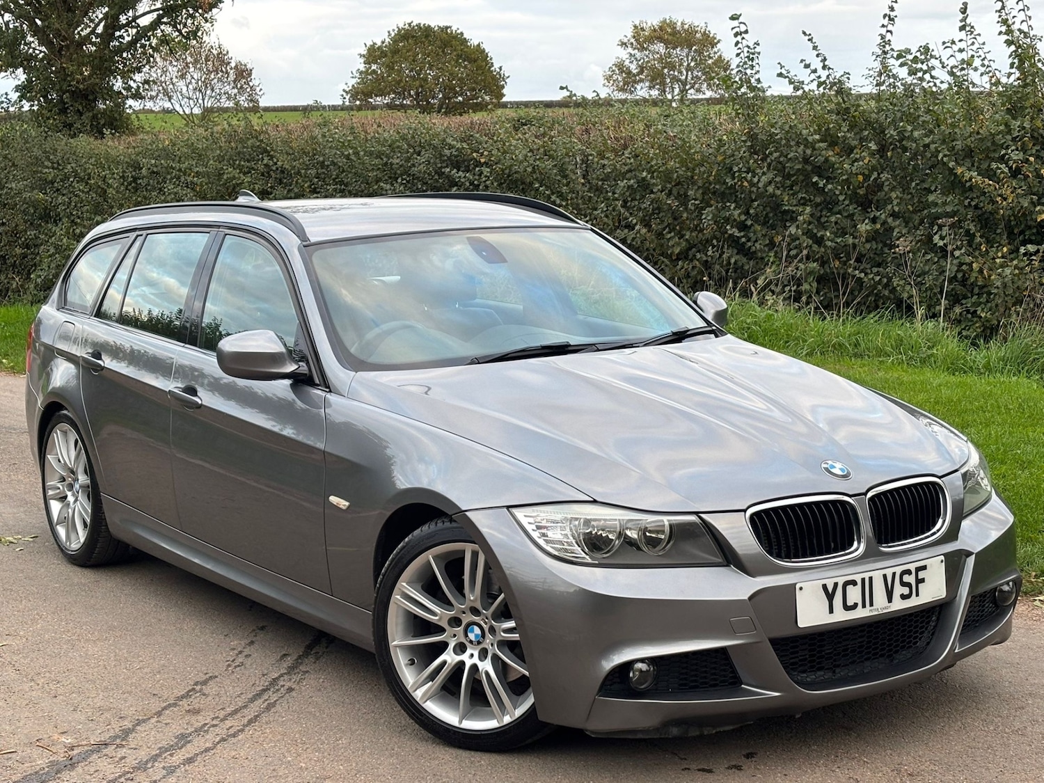 Used BMW 3 Series 2011 for sale - 76655767: Photo 2