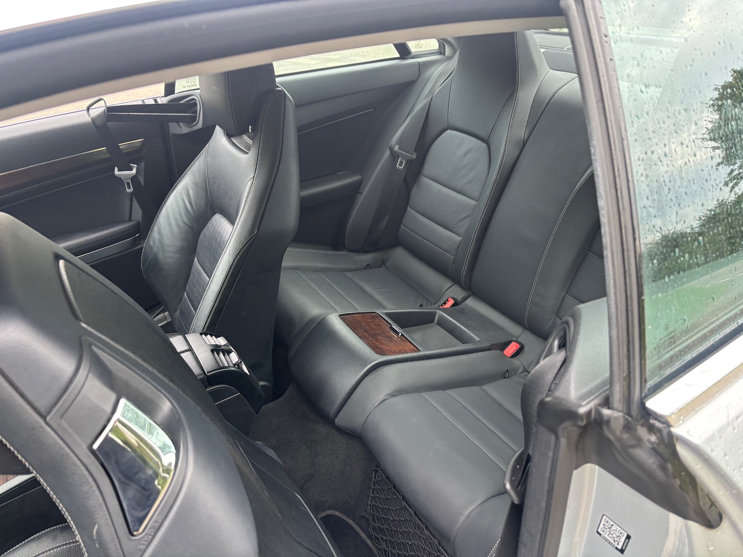 Used Mercedes-Benz E Class 2010 for sale - 76142468: Photo 16