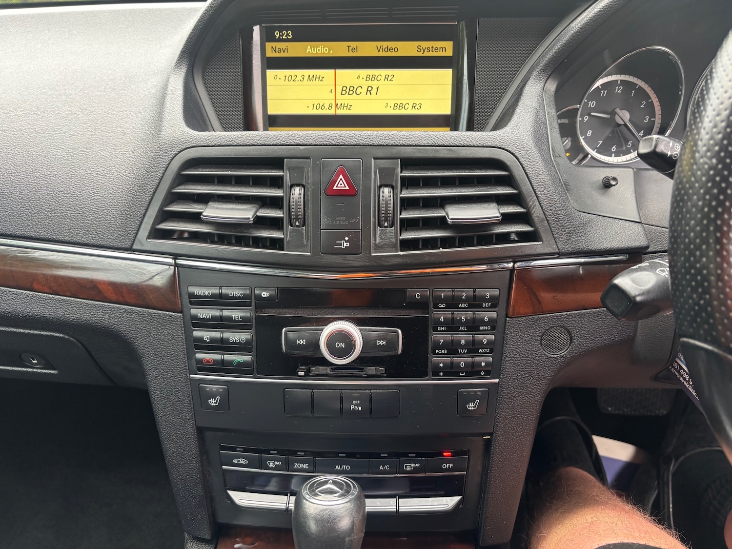 Used Mercedes-Benz E Class 2010 for sale - 76142468: Photo 22