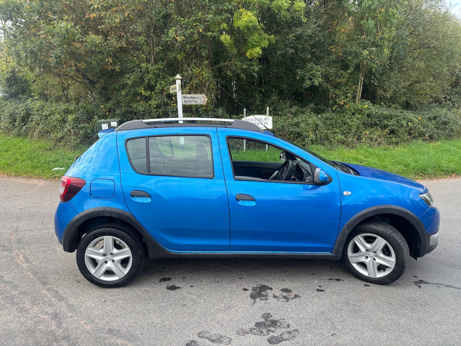 Used Dacia Sandero Stepway 2013 for sale - 76298930: Photo 2