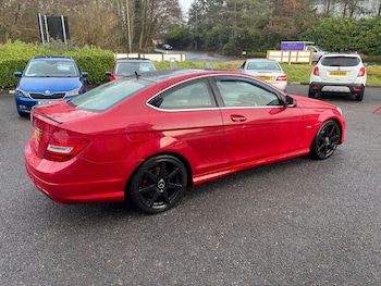 Used Mercedes-Benz C Class 2012 for sale - 77173286: Photo