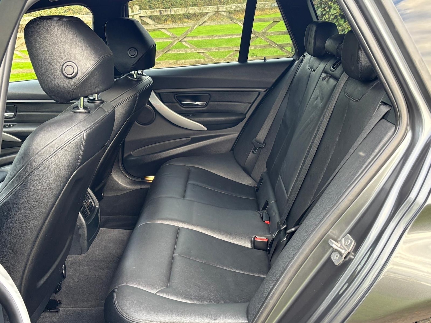 Used BMW 3 Series 2014 for sale - 76670936: Photo 8