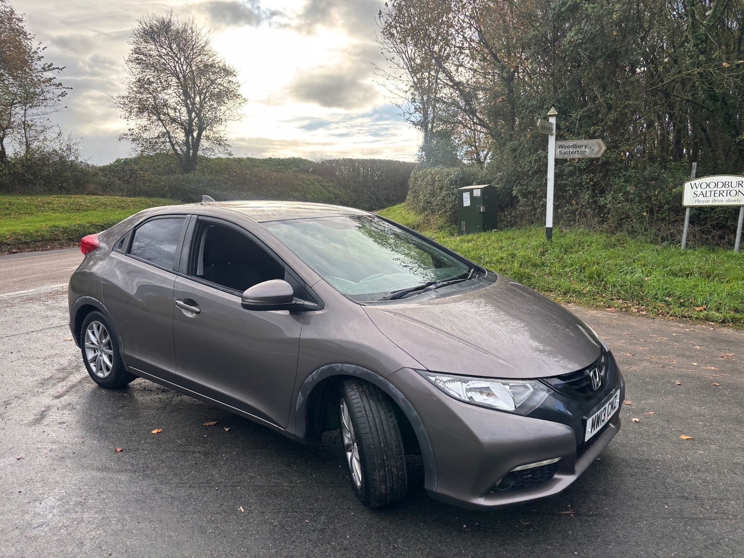 Used Honda Civic 2013 for sale - 76618899: Photo 2