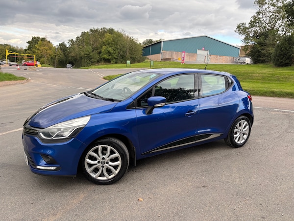 Used Renault Clio 2017 for sale - 76087576: Photo 10