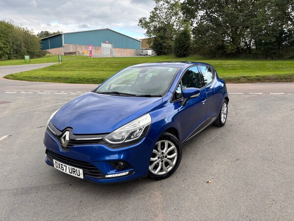 Used Renault Clio 2017 for sale - 76087576: Photo 11