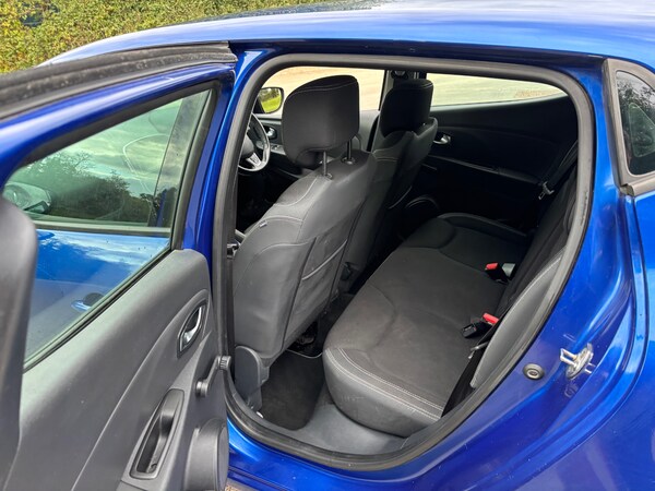 Used Renault Clio 2017 for sale - 76087576: Photo 13