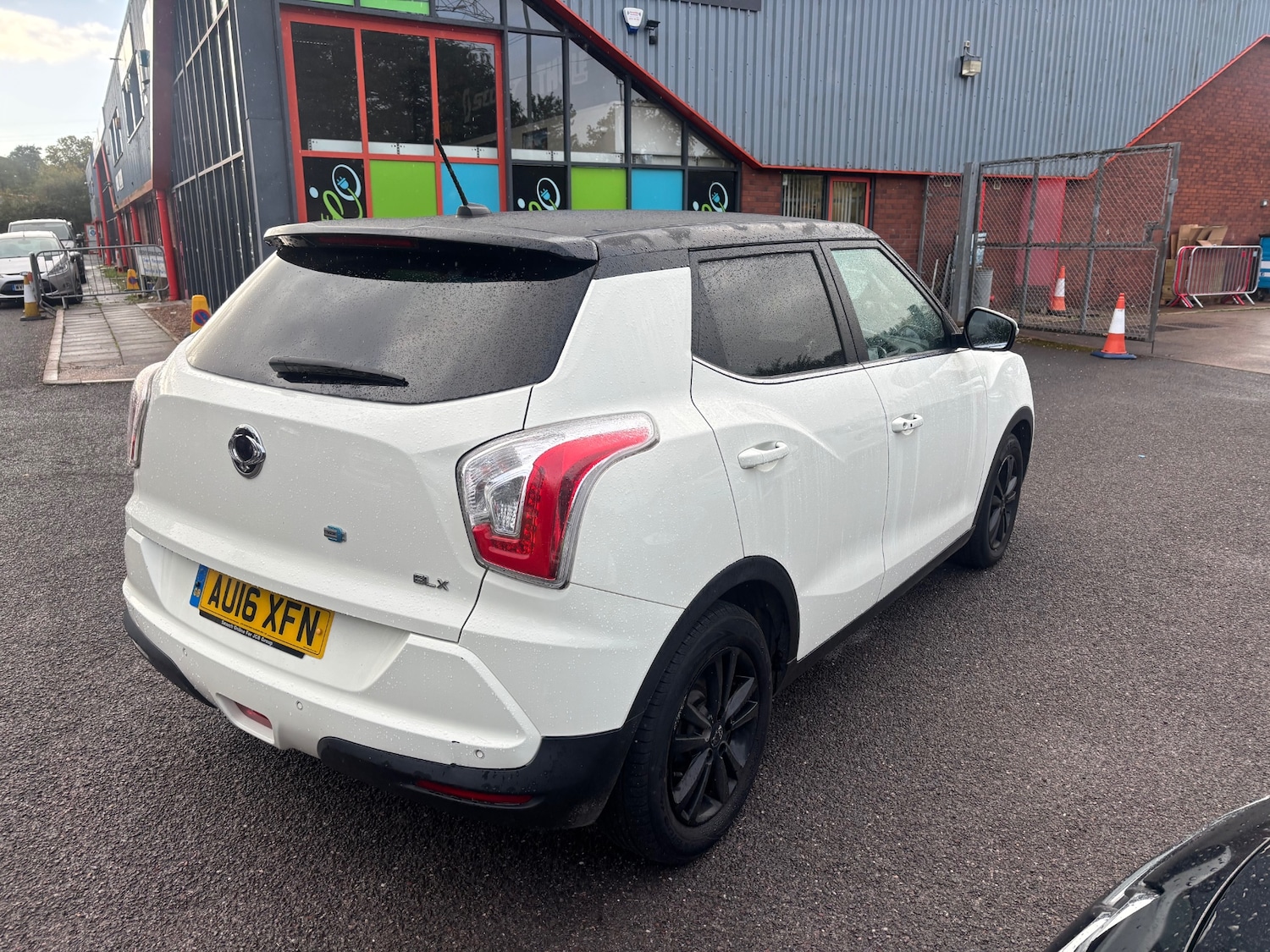 Used Ssangyong Tivoli 2016 for sale - 76329820: Photo 3