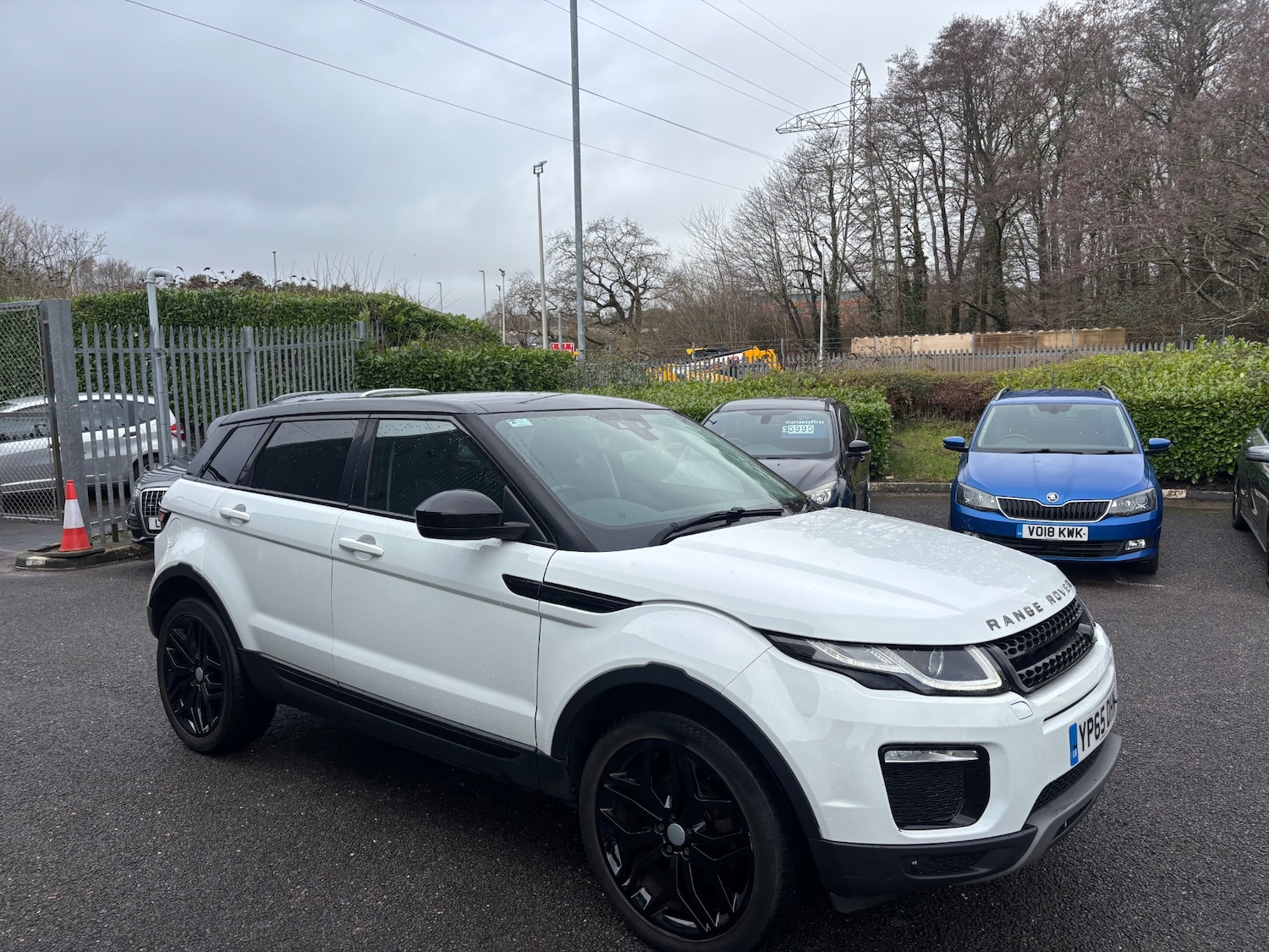 Used Land Rover Range Rover Evoque 2015 for sale - 77453675: Photo 2