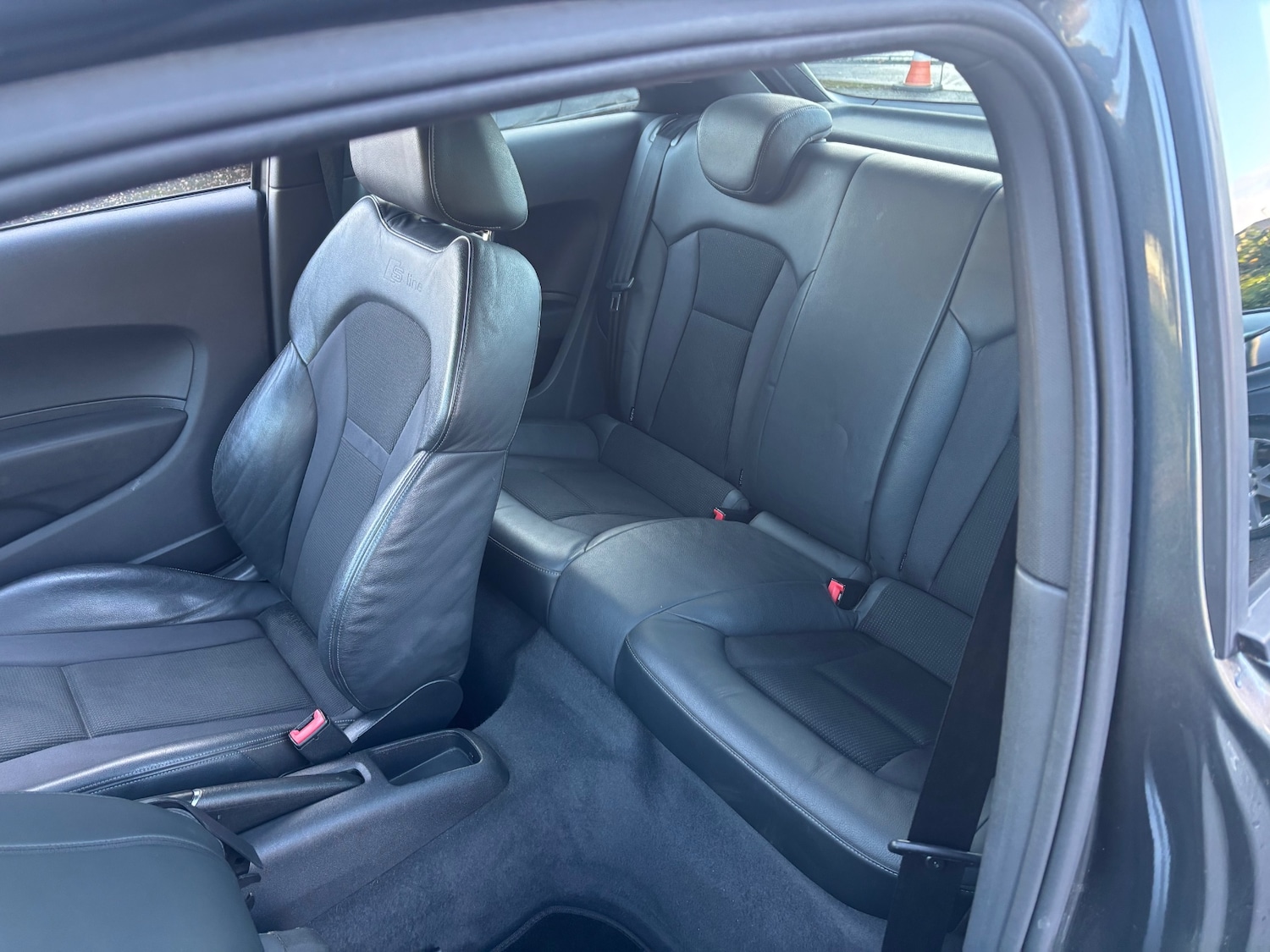 Used Audi A1 2011 for sale - 76848878: Photo 14