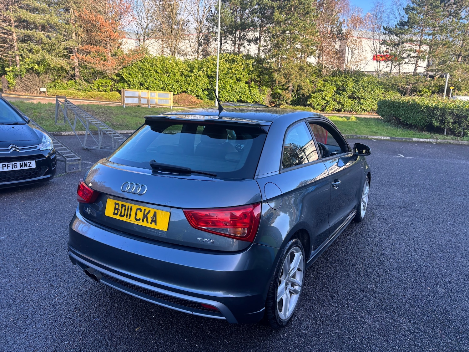 Used Audi A1 2011 for sale - 76848878: Photo 5