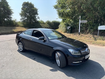Used Mercedes-Benz C-Class 2014 for sale - 75556204: Photo