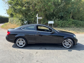 Used Mercedes-Benz C-Class 2014 for sale - 75556204: Photo