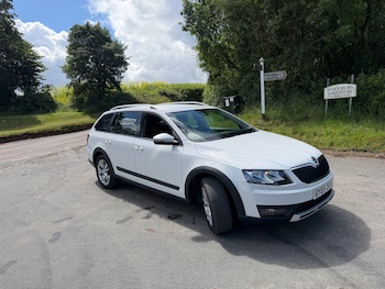 Used Skoda Octavia 2015 for sale - 78782782: Photo