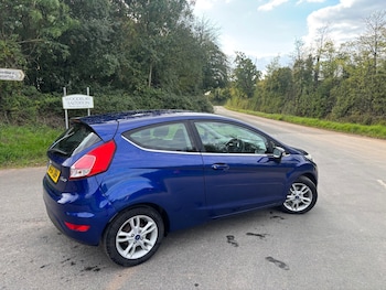Used Ford Fiesta 2014 for sale - 76058343: Photo