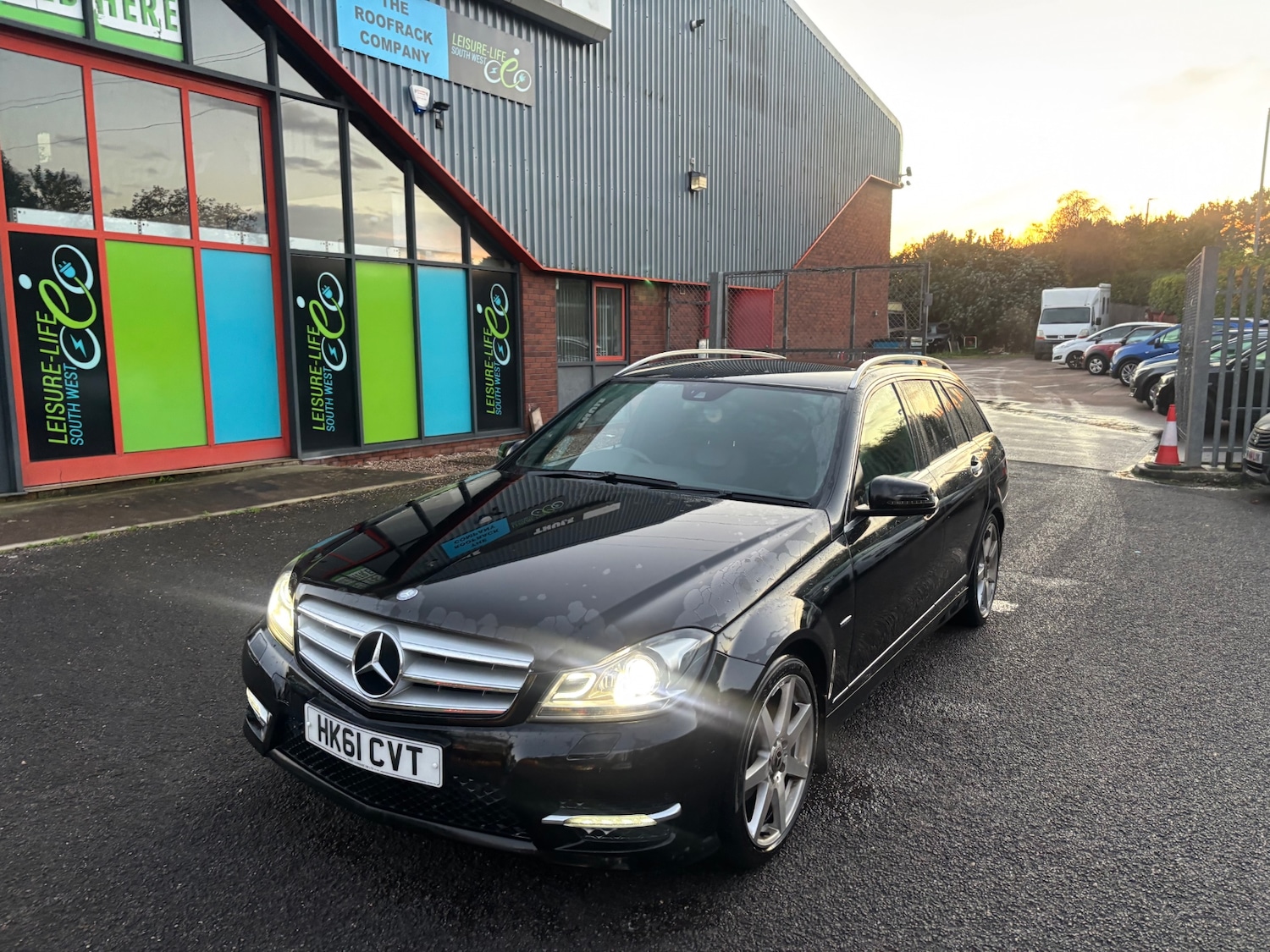 Used Mercedes-Benz C Class 2012 for sale - 76497079: Photo 11