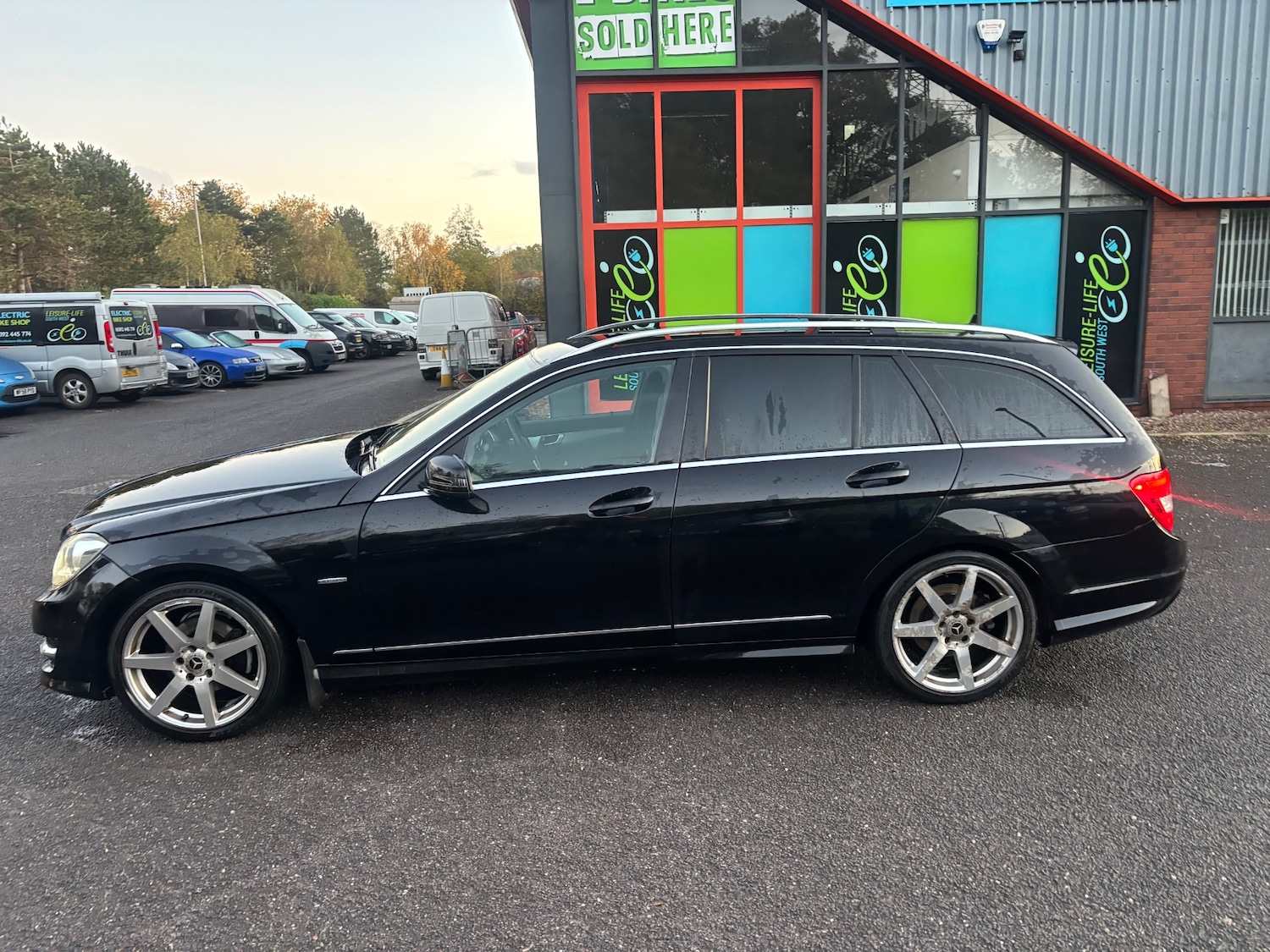 Used Mercedes-Benz C Class 2012 for sale - 76497079: Photo 9