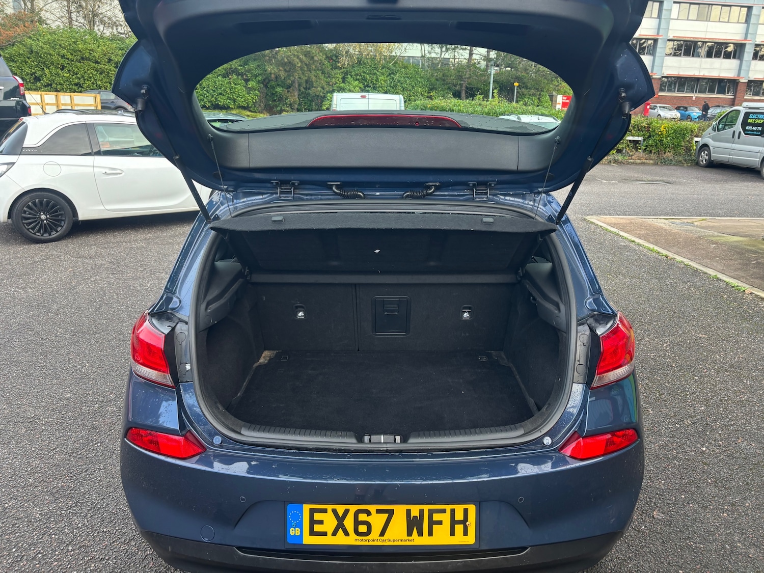 Used Hyundai i30 2017 for sale - 76566366: Photo 15