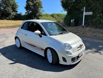 Used Abarth 595 2014 for sale - 75213135: Photo