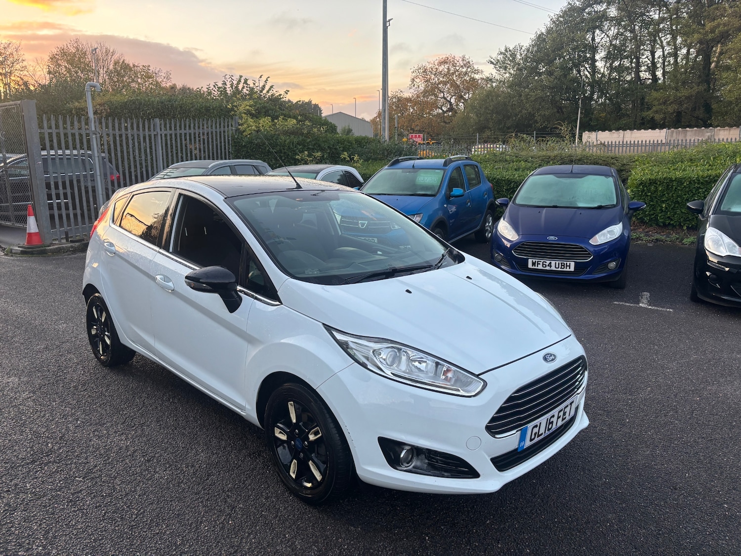 Used Ford Fiesta 2016 for sale - 76497074: Photo 1