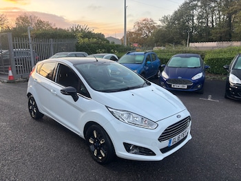 Used Ford Fiesta 2016 for sale - 76497074: Photo
