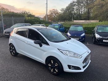 Used Ford Fiesta 2016 for sale - 76497074: Photo