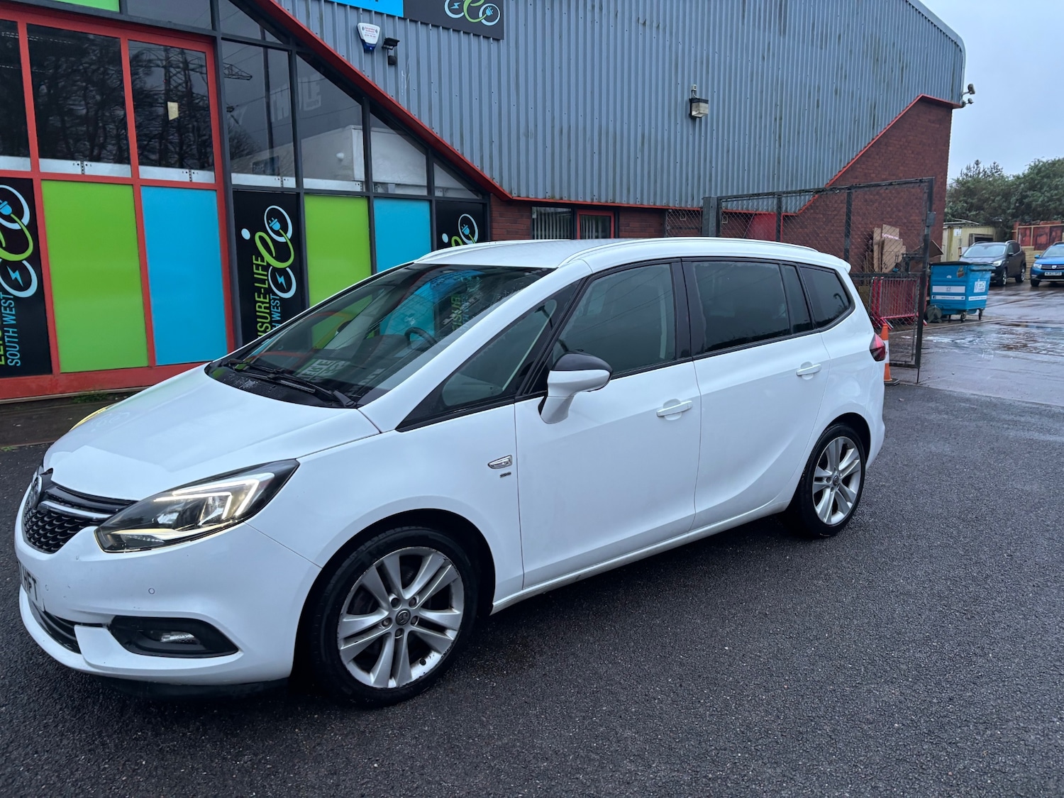 Used Vauxhall Zafira 2017 for sale - 77914216: Photo 10