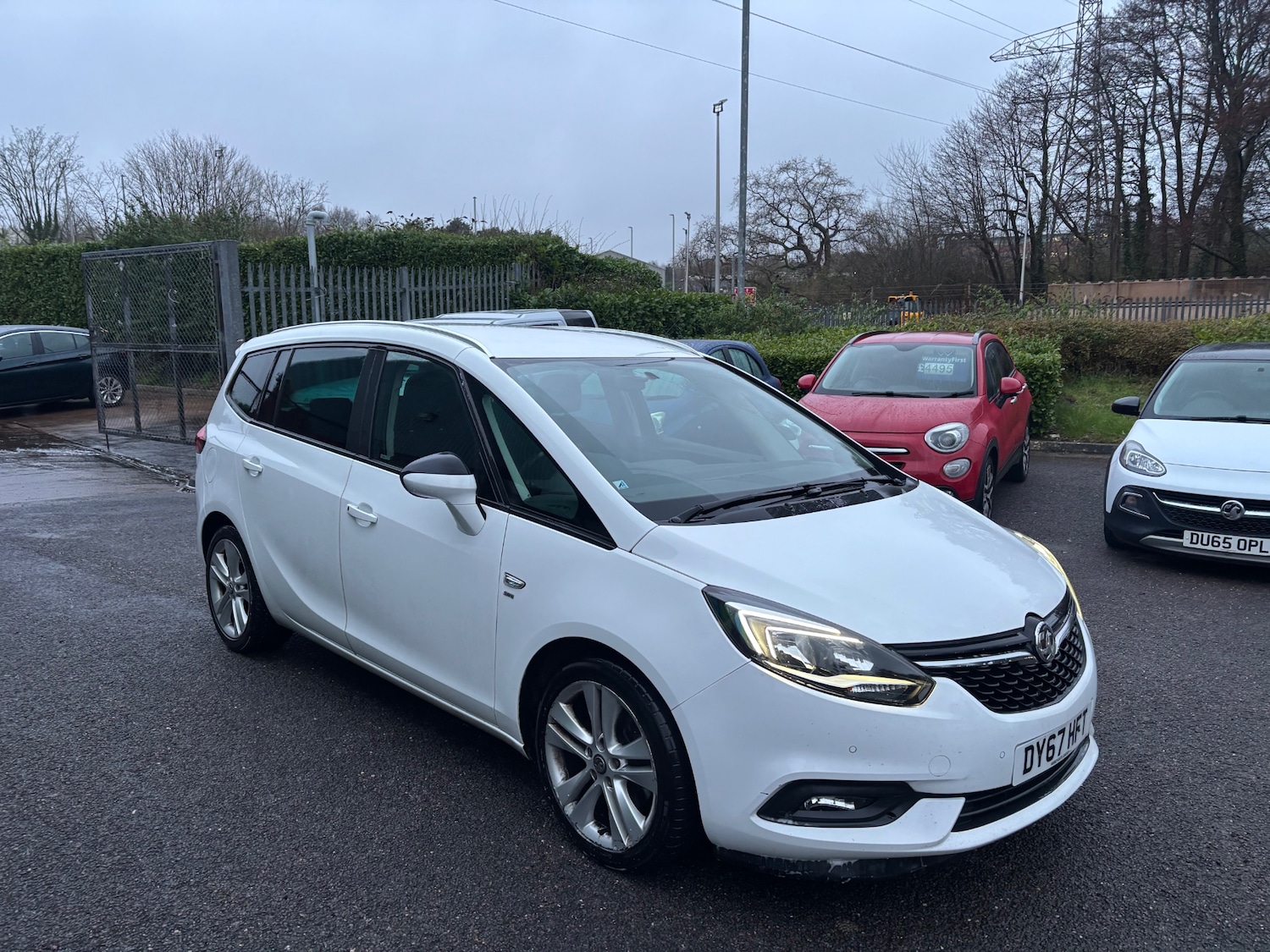 Used Vauxhall Zafira 2017 for sale - 77914216: Photo 2