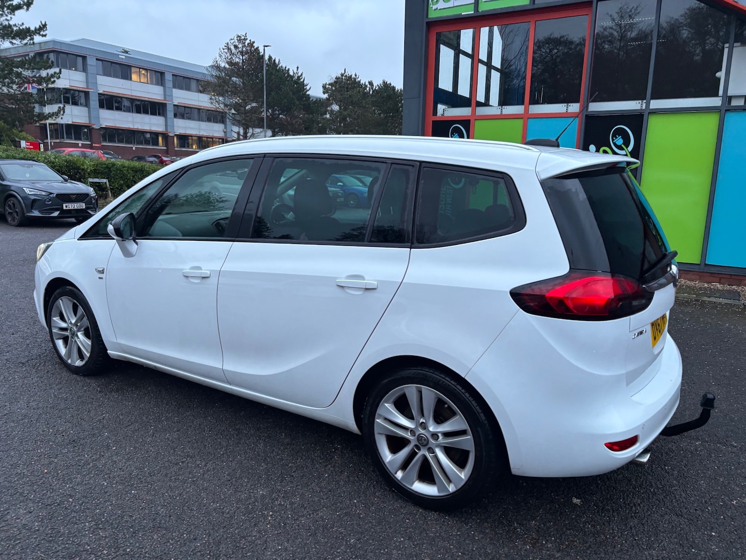 Used Vauxhall Zafira 2017 for sale - 77914216: Photo 8