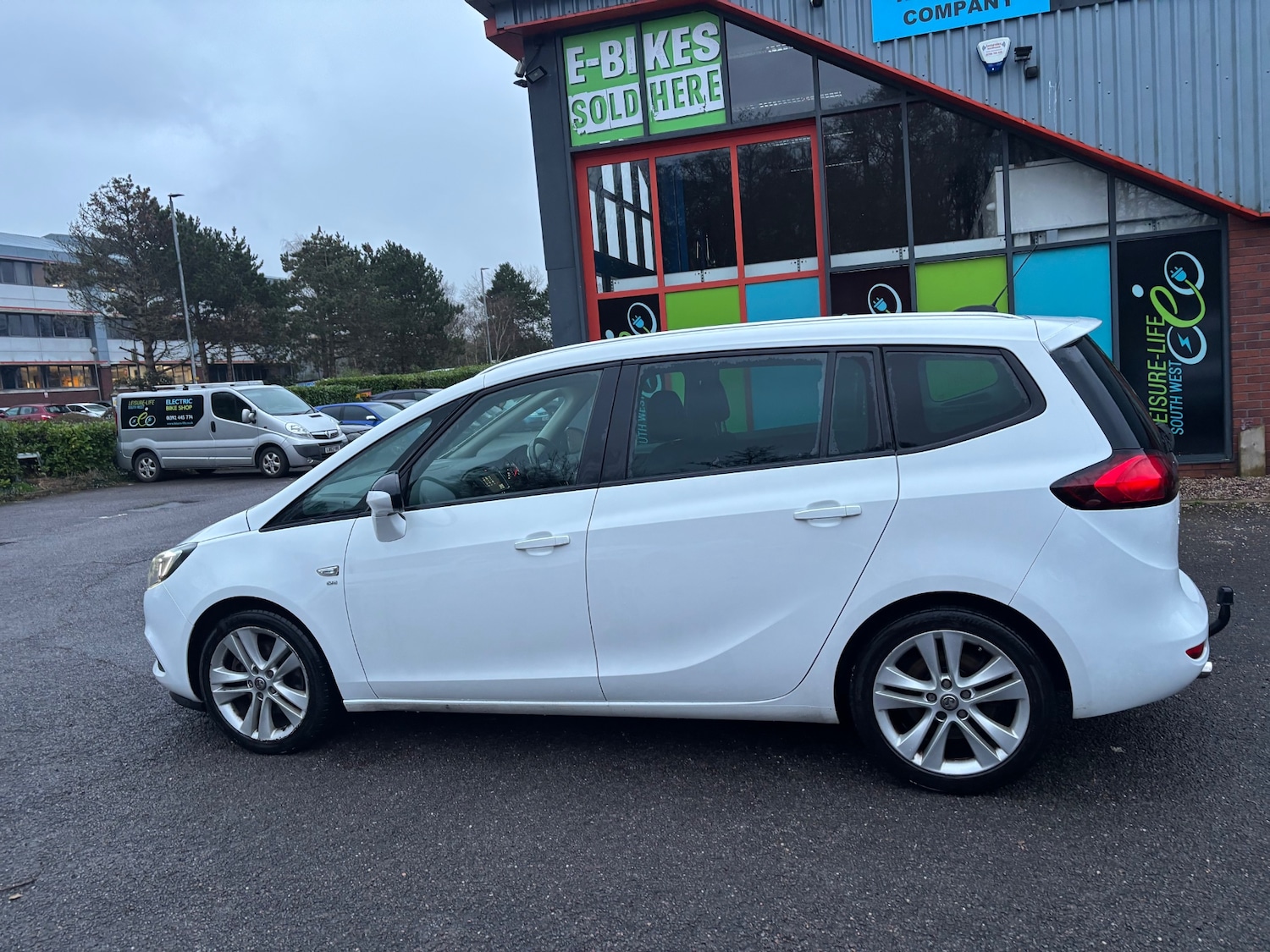 Used Vauxhall Zafira 2017 for sale - 77914216: Photo 9