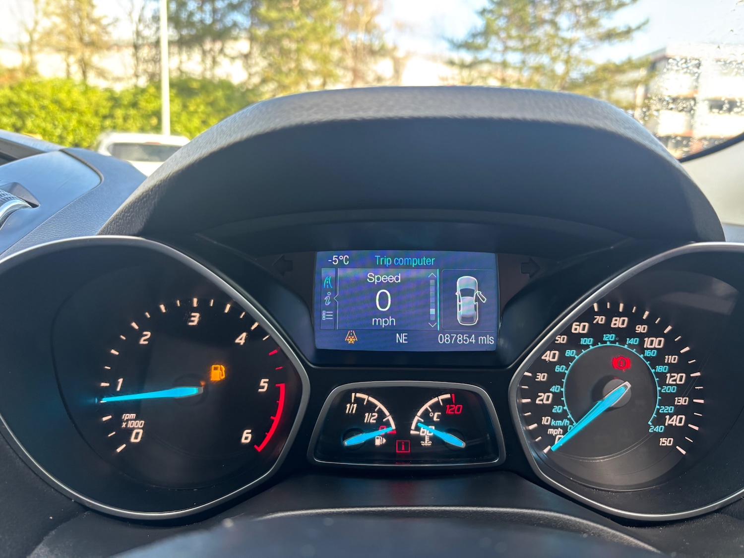 Used Ford Kuga 2015 for sale - 77228472: Photo 23