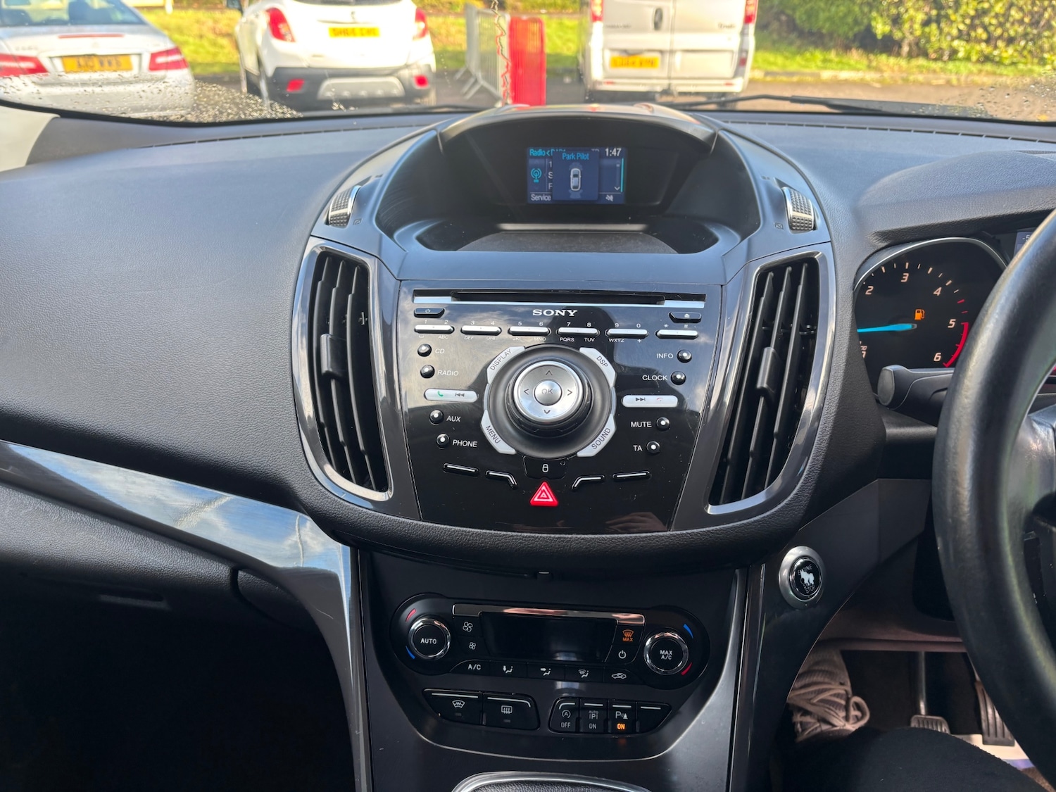 Used Ford Kuga 2015 for sale - 77228472: Photo 24