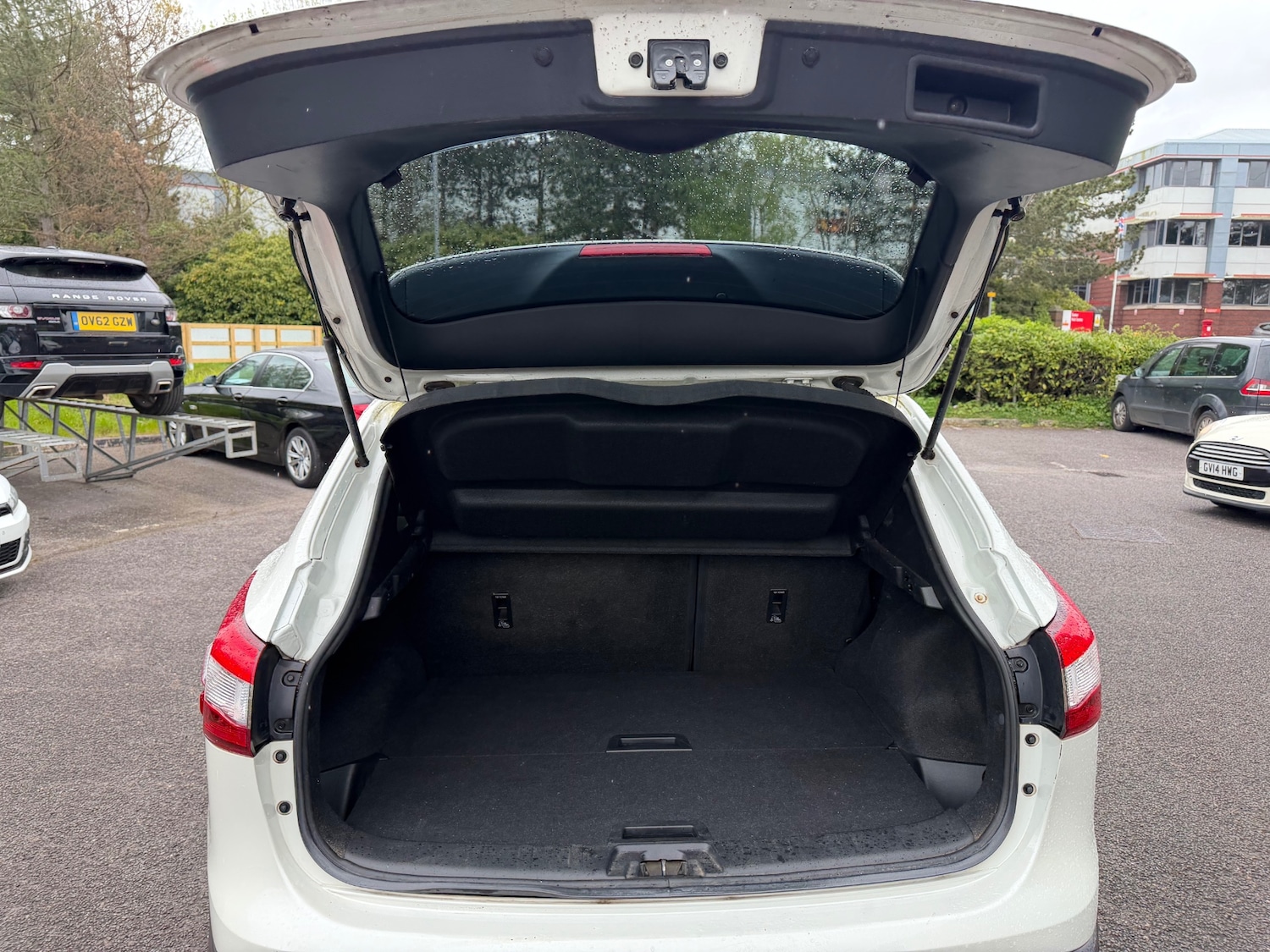 Used Nissan Qashqai 2015 for sale - 78202546: Photo 14