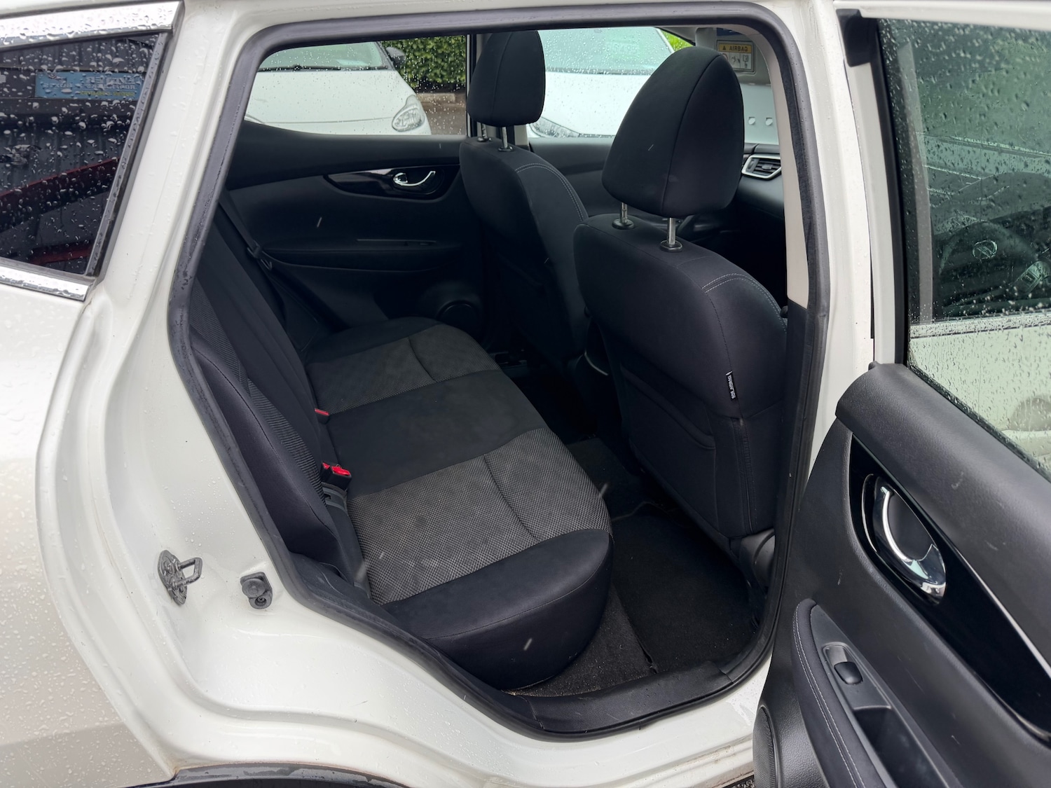 Used Nissan Qashqai 2015 for sale - 78202546: Photo 15