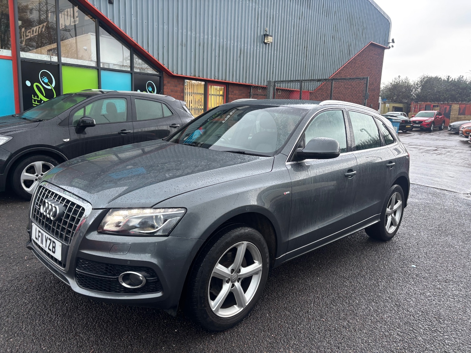 Used Audi Q5 2011 for sale - 77357213: Photo 10