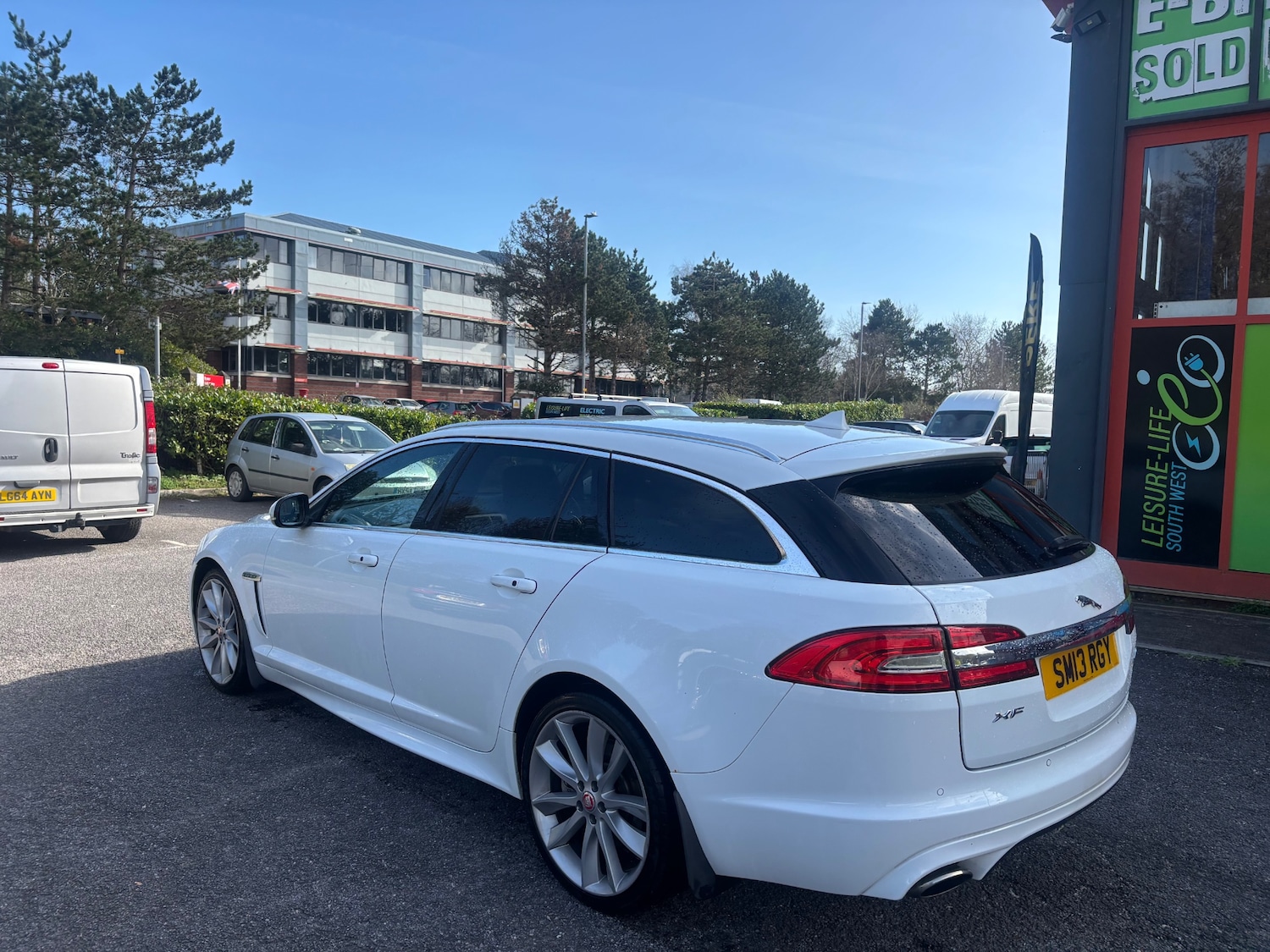 Used Jaguar XF 2013 for sale - 77721486: Photo 8