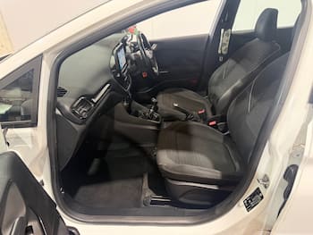Used Ford Fiesta 2017 for sale - 79569010: Photo