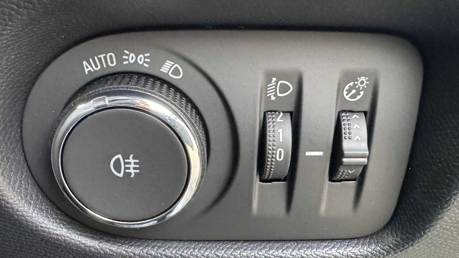 Used Vauxhall Mokka 2025 for sale - 77858950: Photo 16