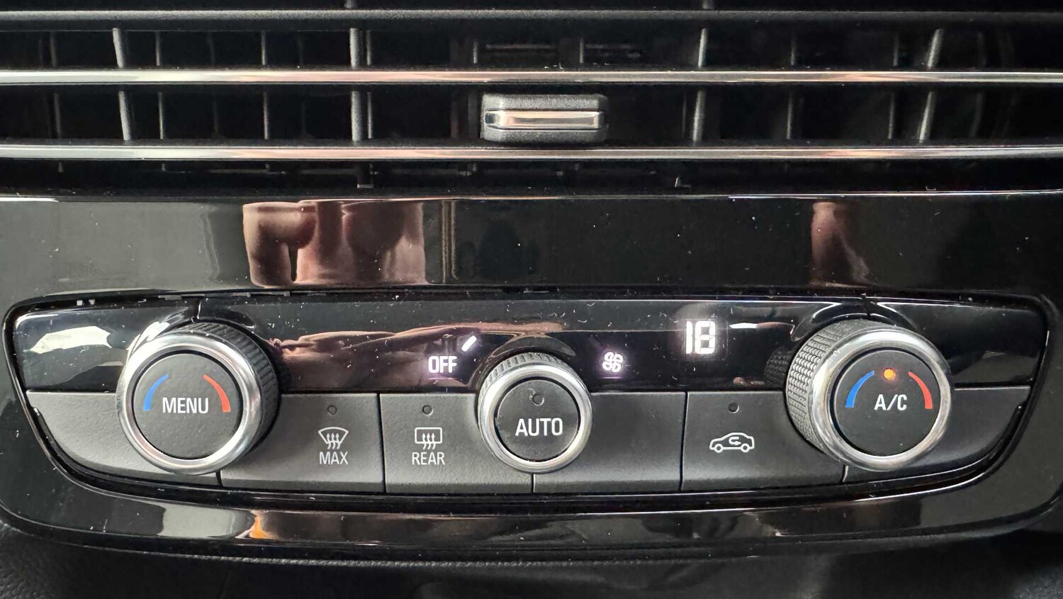 Used Vauxhall Mokka 2025 for sale - 77858950: Photo 27