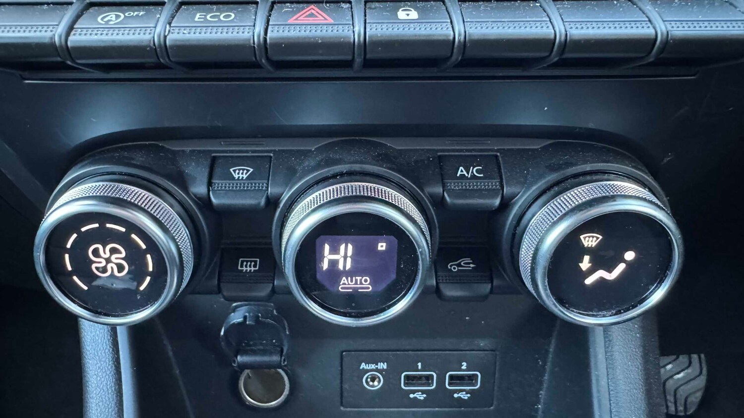 Used Renault Captur for sale - 77860790: Photo 17