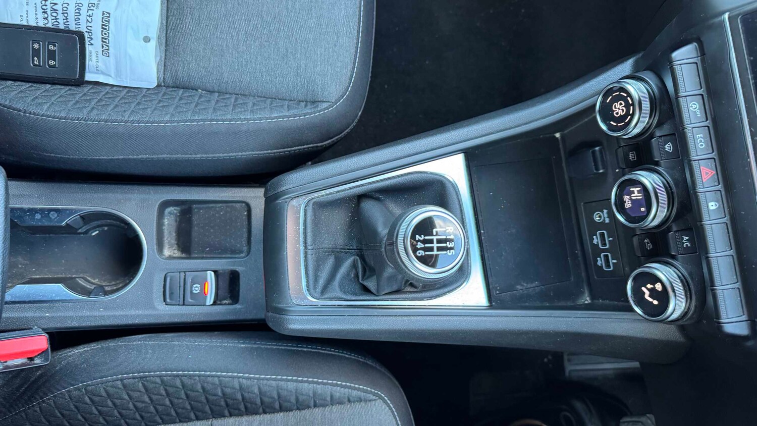 Used Renault Captur for sale - 77860790: Photo 19