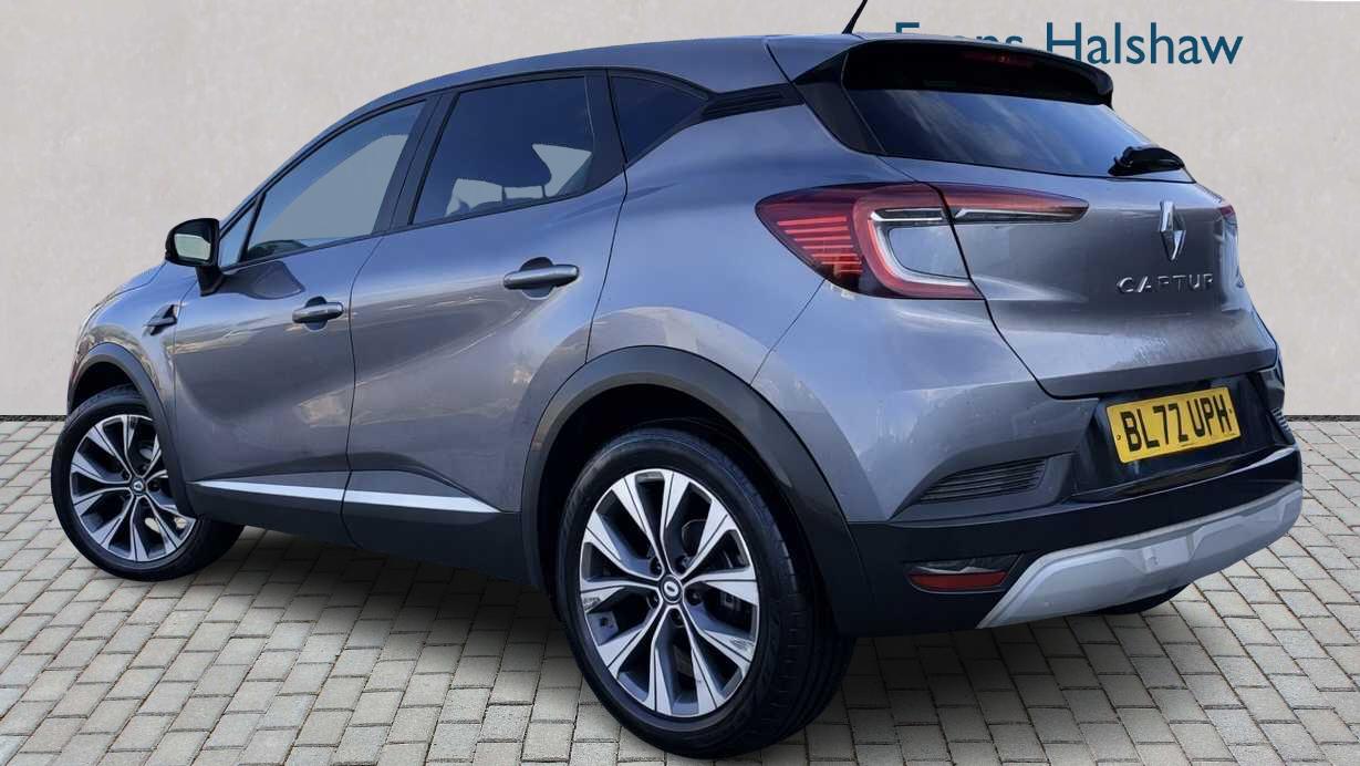 Used Renault Captur for sale - 77860790: Photo 2